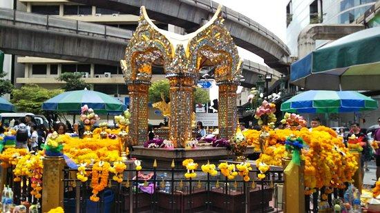 Erawan Tapınağı